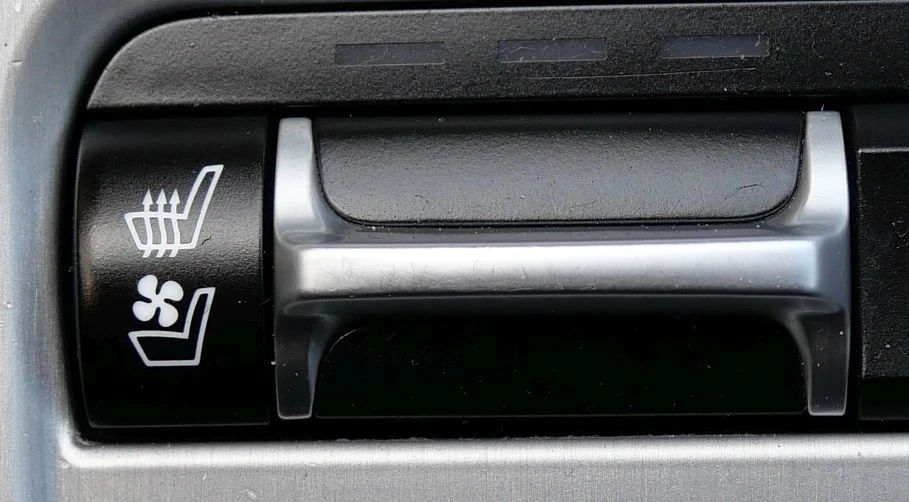 2019 Kia Stinger GT - Image 17 of 20