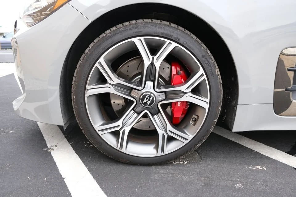 2019 Kia Stinger GT - Image 12 of 20