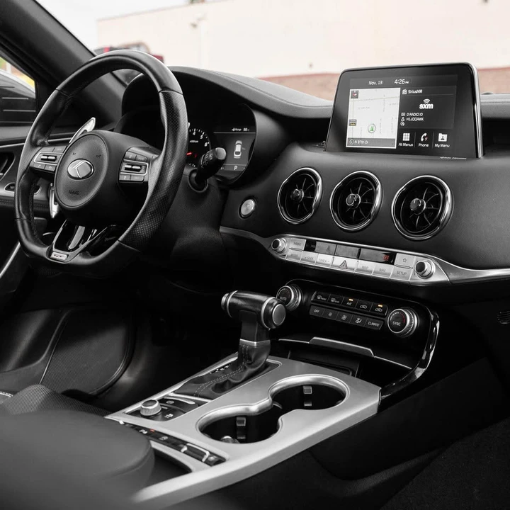 2019 Kia Stinger GT - Image 9 of 17