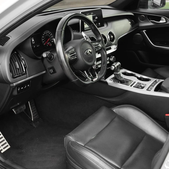 2019 Kia Stinger GT - Image 11 of 19