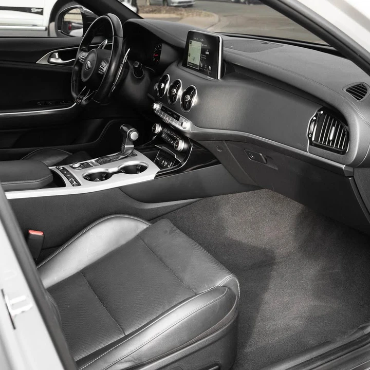 2019 Kia Stinger GT - Image 11 of 20