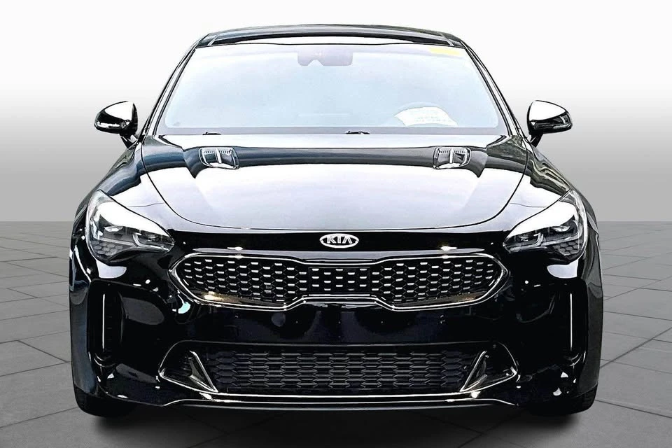 2019 Kia Stinger GT - Image 2 of 10
