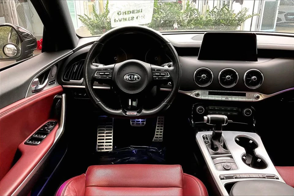 2019 Kia Stinger GT - Image 3 of 10