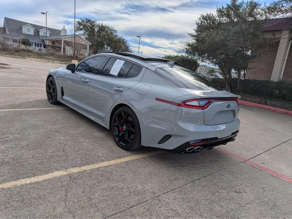 2019 Kia Stinger GT - Image 4 of 10