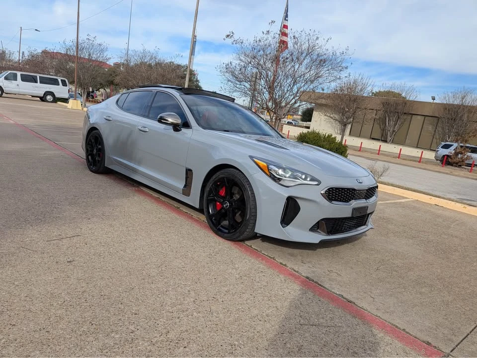 2019 Kia Stinger GT - Image 2 of 10