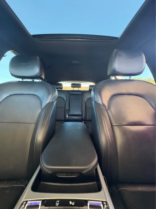 2019 Kia Stinger GT - Image 9 of 17