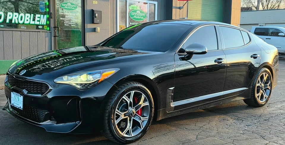 2019 Kia Stinger GT - Image 2 of 18