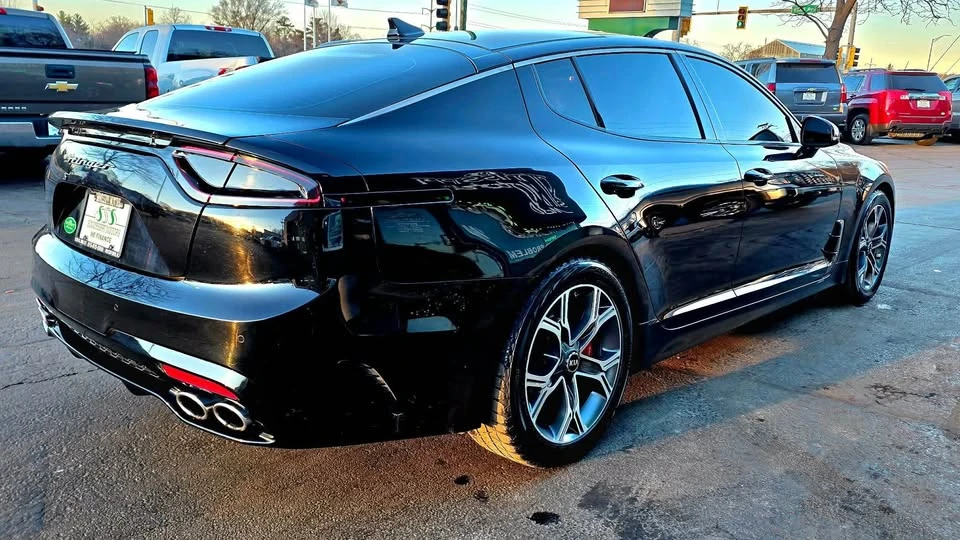 2019 Kia Stinger GT - Image 5 of 18