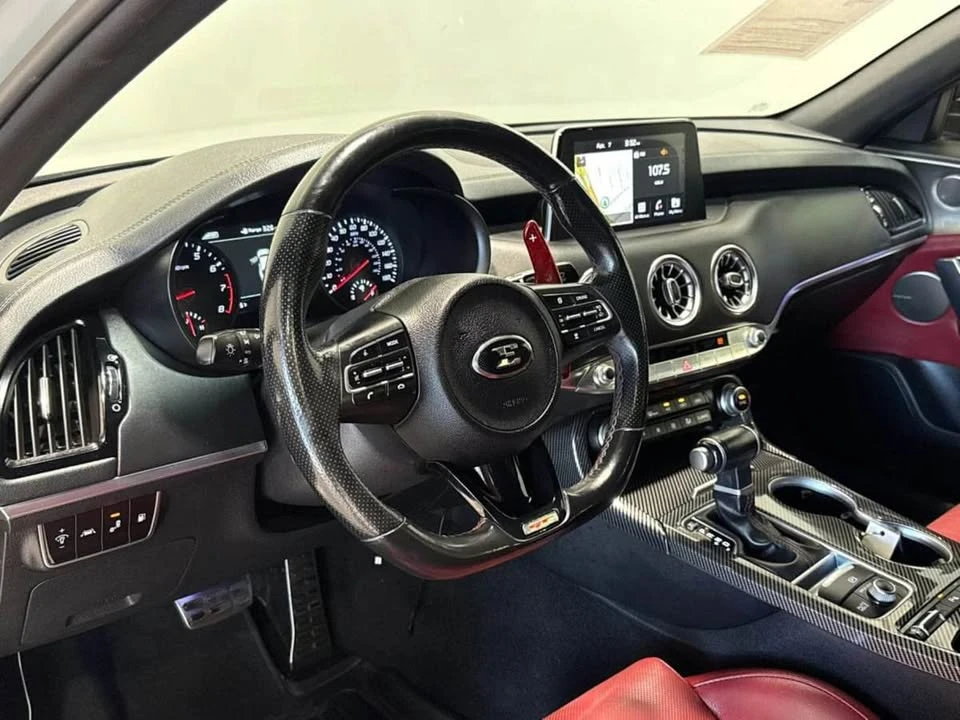 2019 Kia Stinger GT - Image 11 of 20