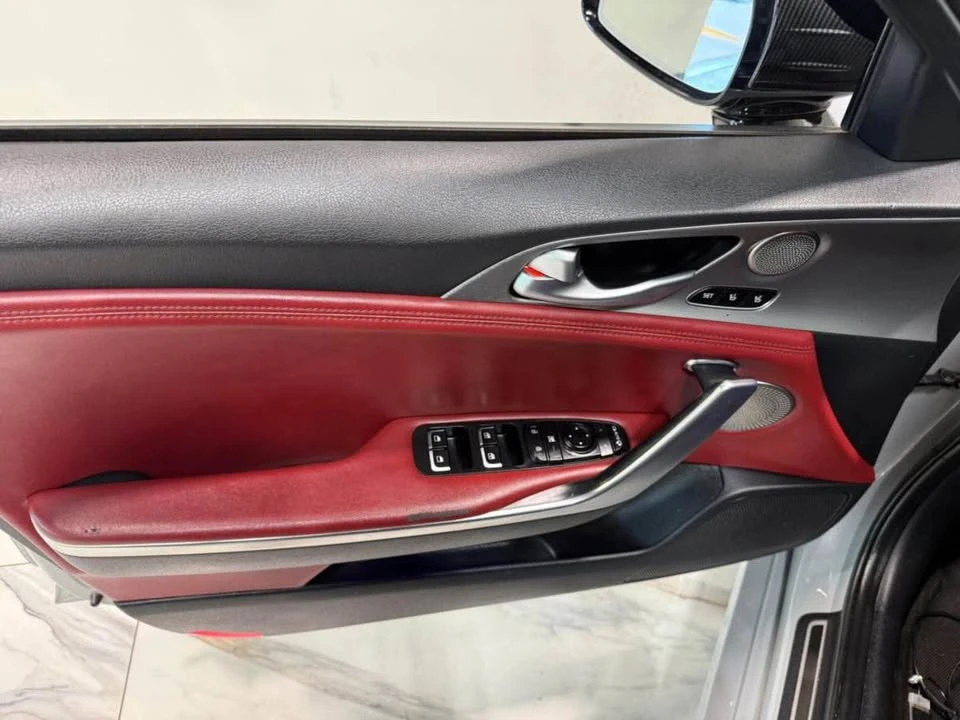 2019 Kia Stinger GT - Image 10 of 20