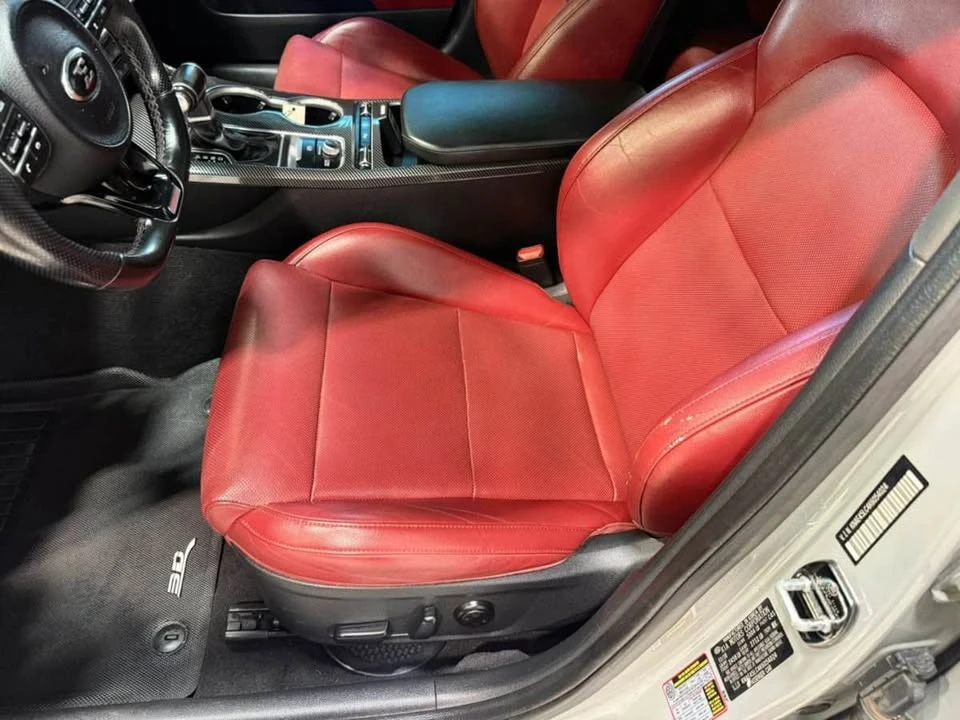 2019 Kia Stinger GT - Image 15 of 20