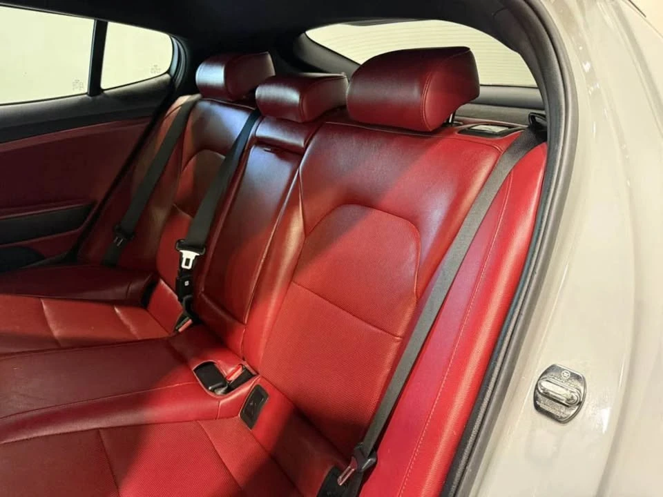 2019 Kia Stinger GT - Image 17 of 20