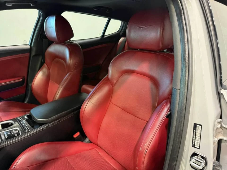 2019 Kia Stinger GT - Image 14 of 20