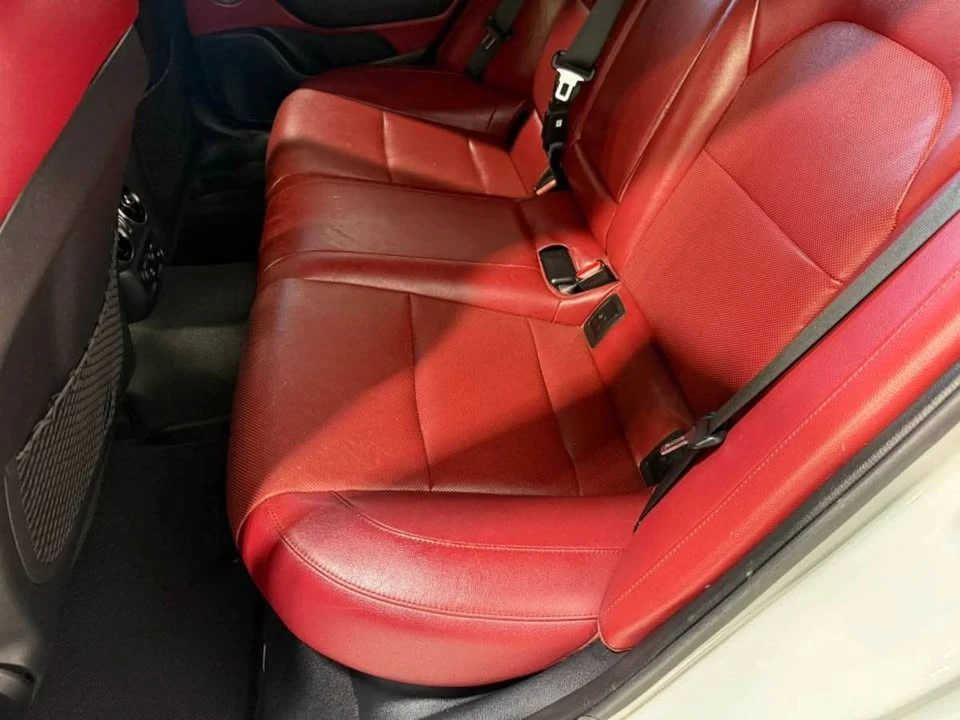 2019 Kia Stinger GT - Image 18 of 20