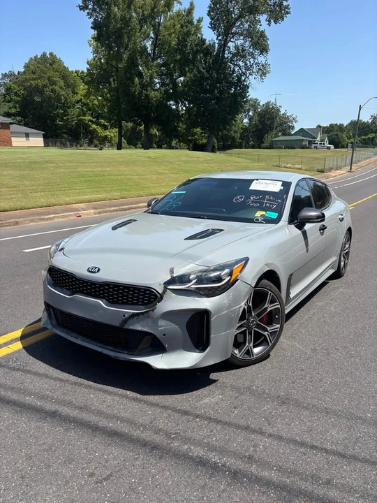 2019 Kia Stinger GT - Image 4 of 7