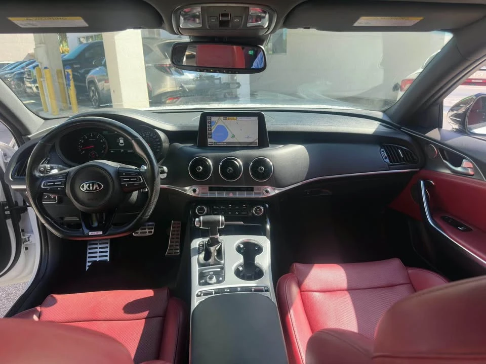 2019 Kia Stinger GT - Image 4 of 12