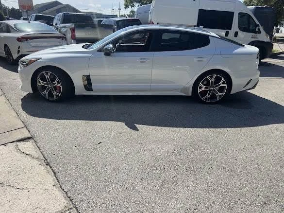 2019 Kia Stinger GT - Image 8 of 12