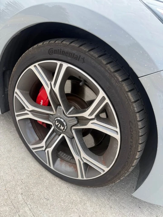 2019 Kia Stinger GT - Image 6 of 11