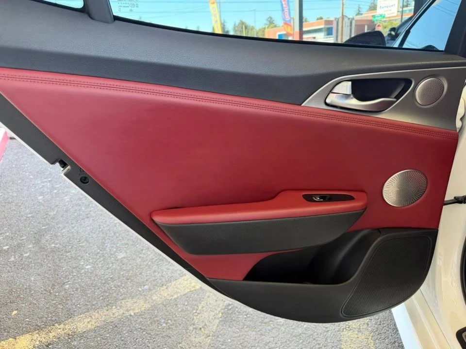 2019 Kia Stinger GT - Image 18 of 20