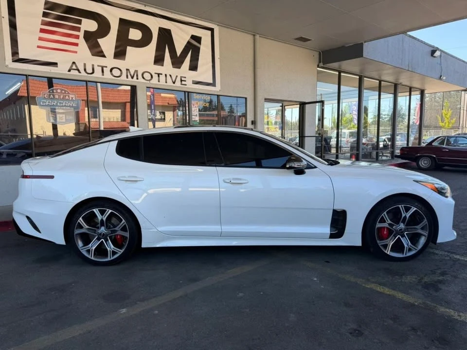 2019 Kia Stinger GT - Image 8 of 20