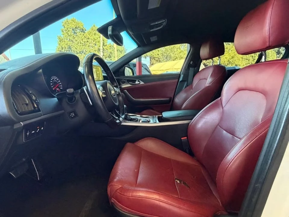 2019 Kia Stinger GT - Image 14 of 20