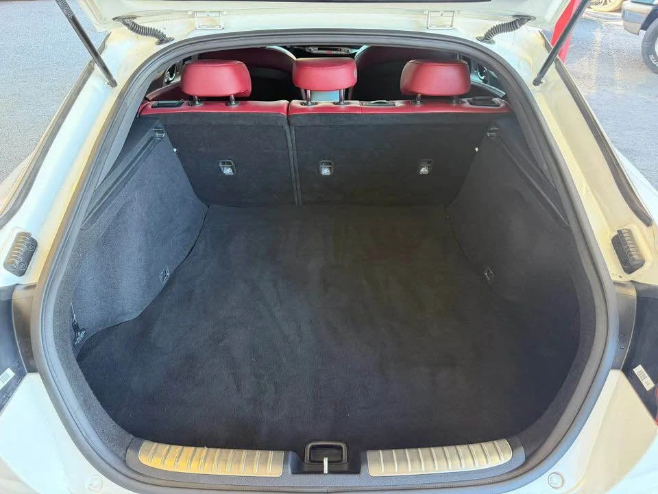 2019 Kia Stinger GT - Image 16 of 20