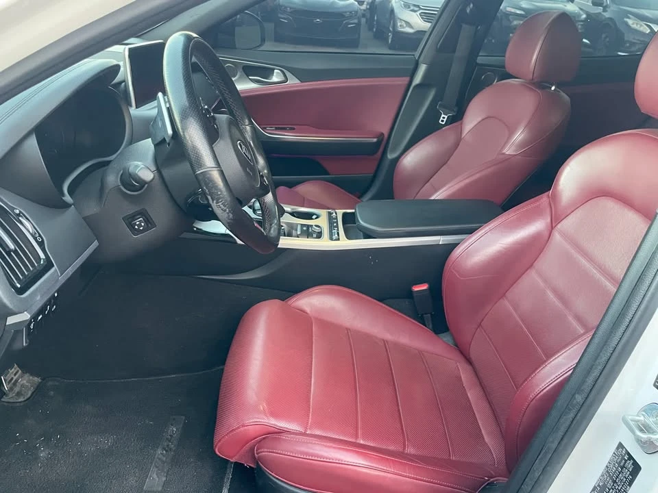 2019 Kia Stinger GT - Image 9 of 12