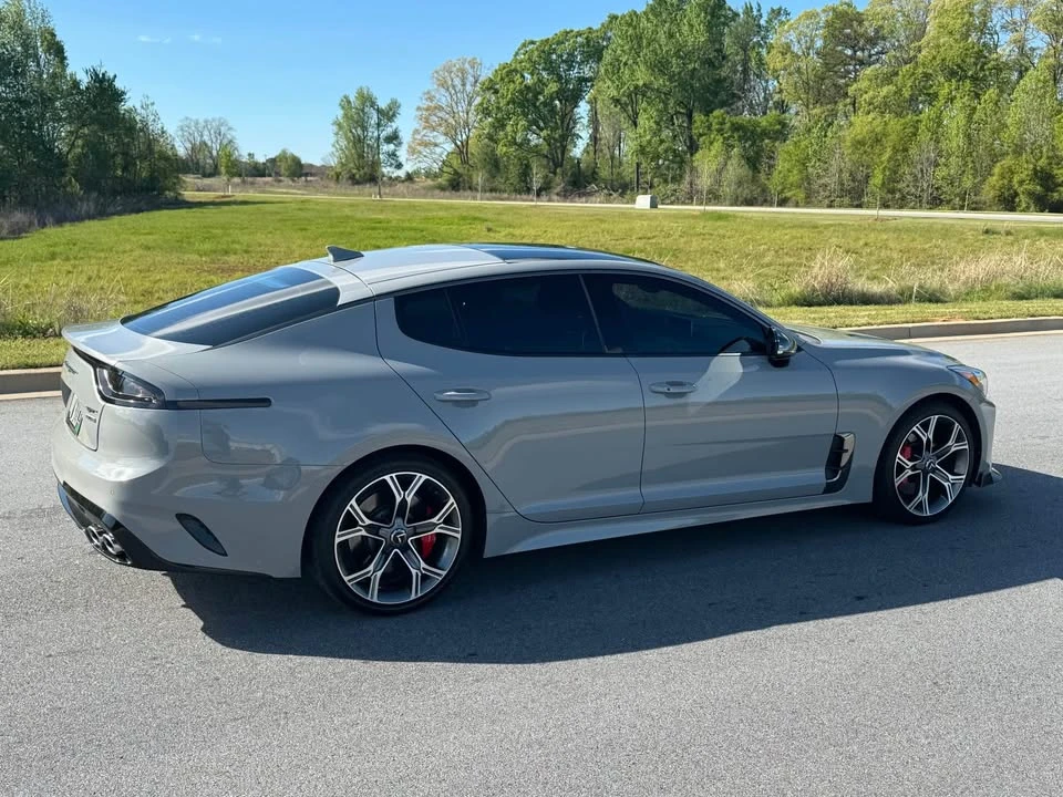2019 Kia Stinger GT - Image 2 of 10