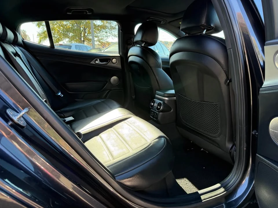 2019 Kia Stinger GT - Image 14 of 20