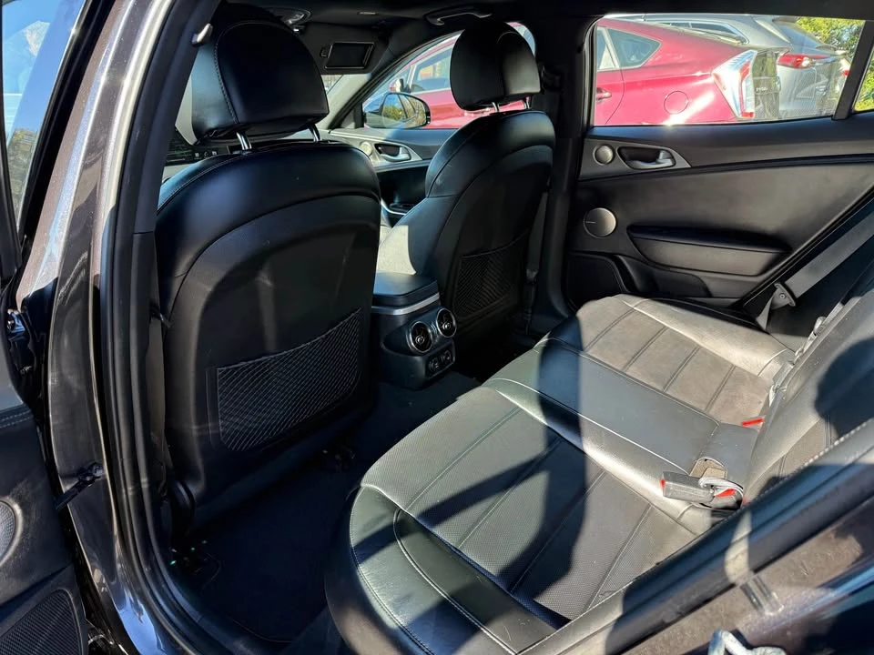 2019 Kia Stinger GT - Image 9 of 20