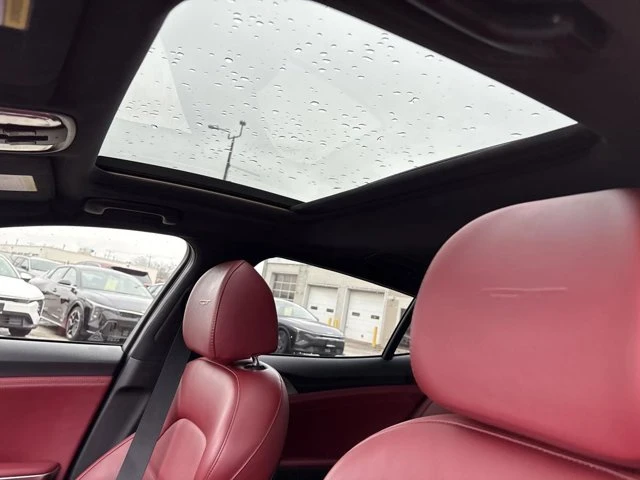 2019 Kia Stinger GT - Image 17 of 20
