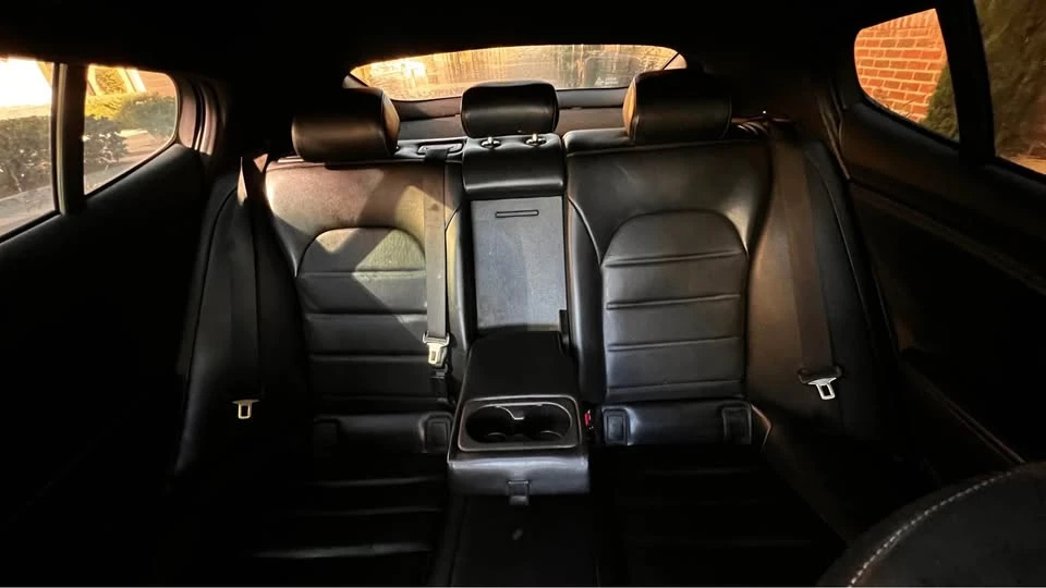 2019 Kia Stinger GT - Image 9 of 12