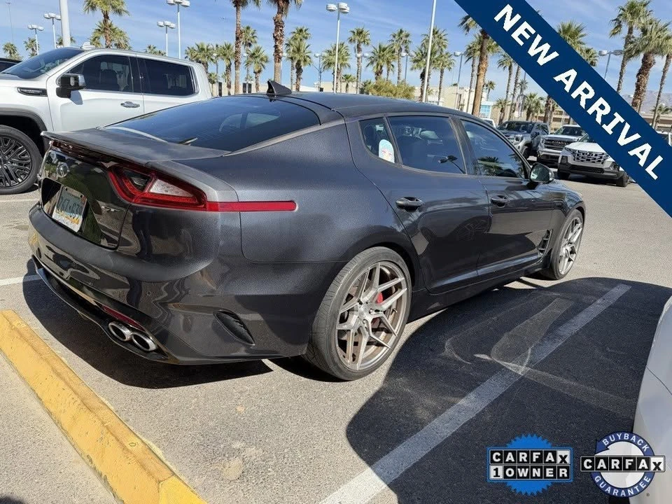 2019 Kia Stinger - Image 2 of 7