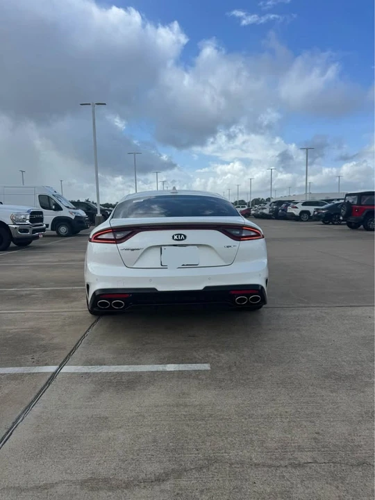 2019 Kia Stinger GT - Image 4 of 18