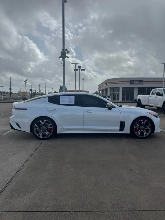2019 Kia Stinger GT - Image 5 of 18