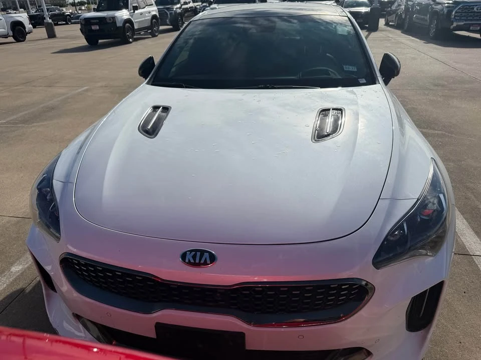 2019 Kia Stinger GT - Image 2 of 7