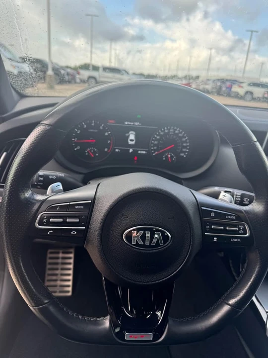 2019 Kia Stinger GT - Image 12 of 18