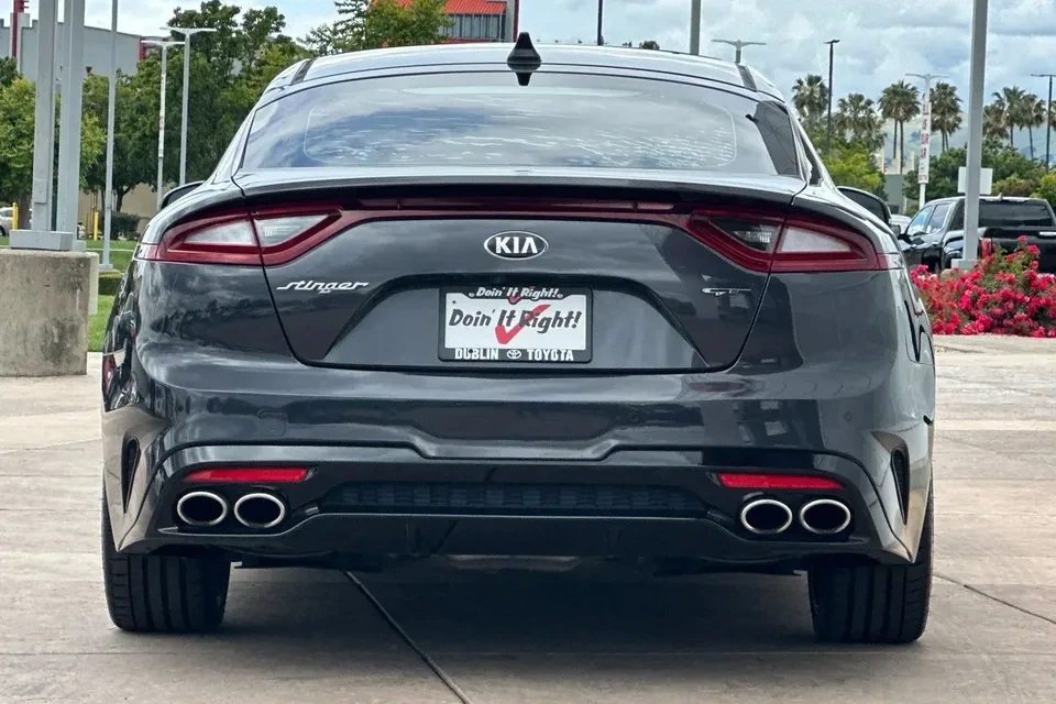 2019 Kia Stinger GT - Image 4 of 19