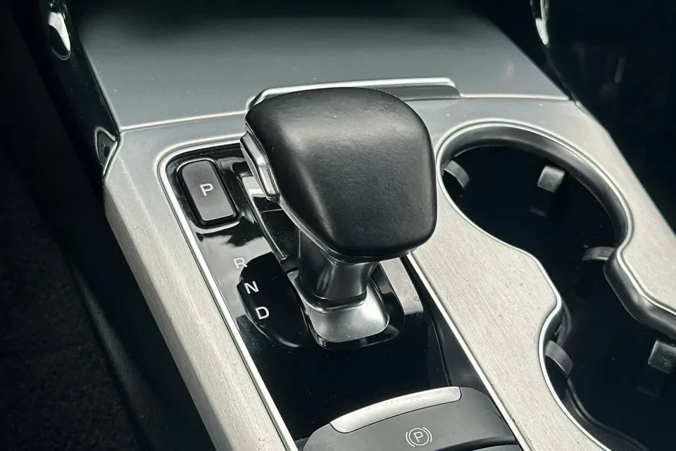 2019 Kia Stinger GT - Image 15 of 19