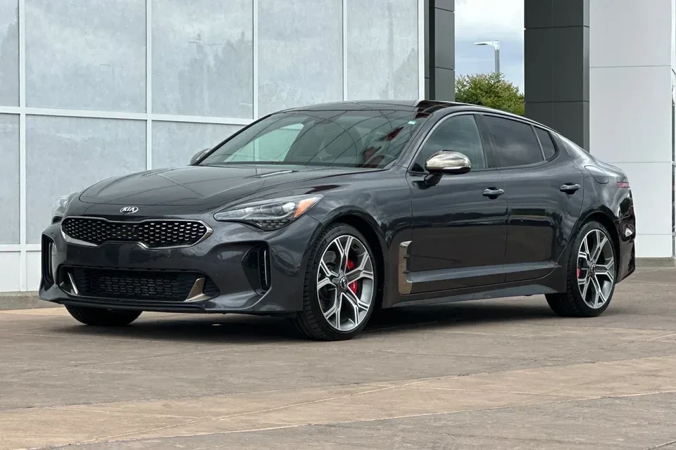 2019 Kia Stinger GT - Image 7 of 19