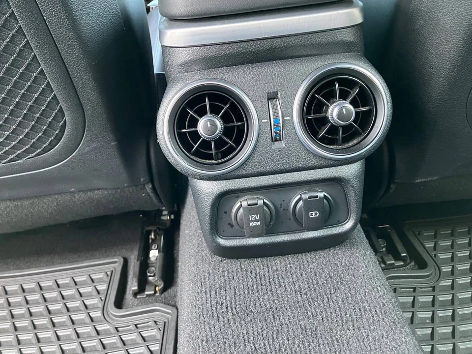 2019 Kia Stinger GT - Image 20 of 22