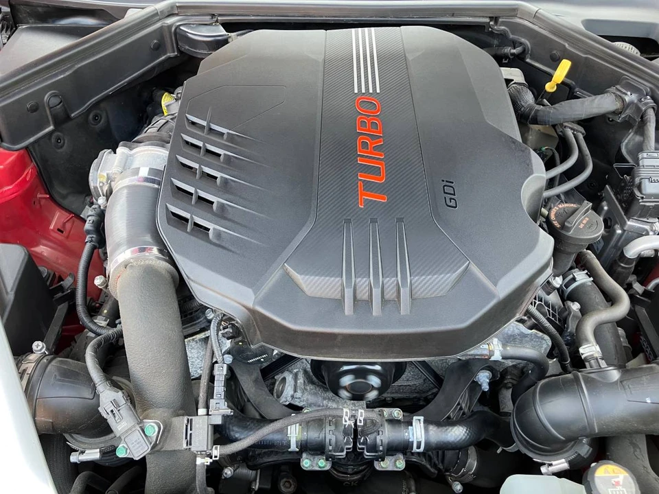 2019 Kia Stinger GT - Image 17 of 22