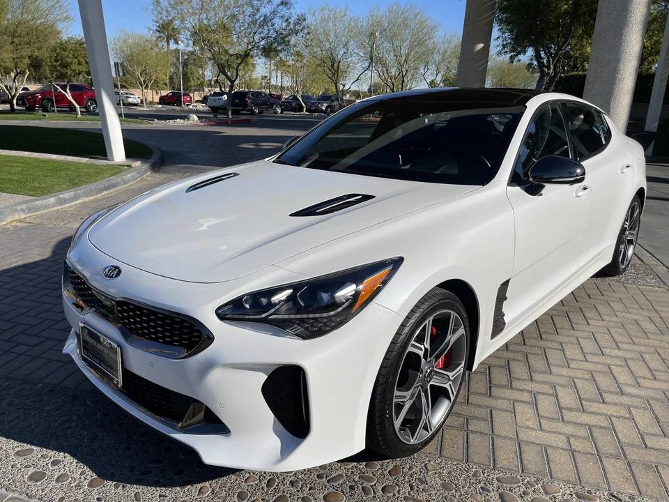 2019 Kia Stinger GT - Image 9 of 31