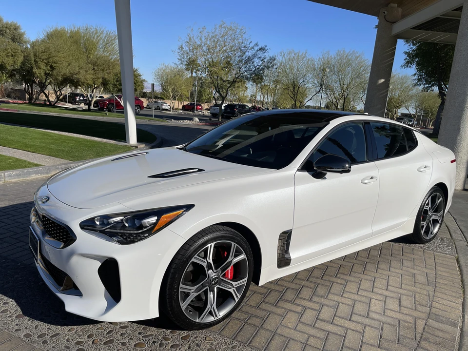 2019 Kia Stinger GT - Image 11 of 31
