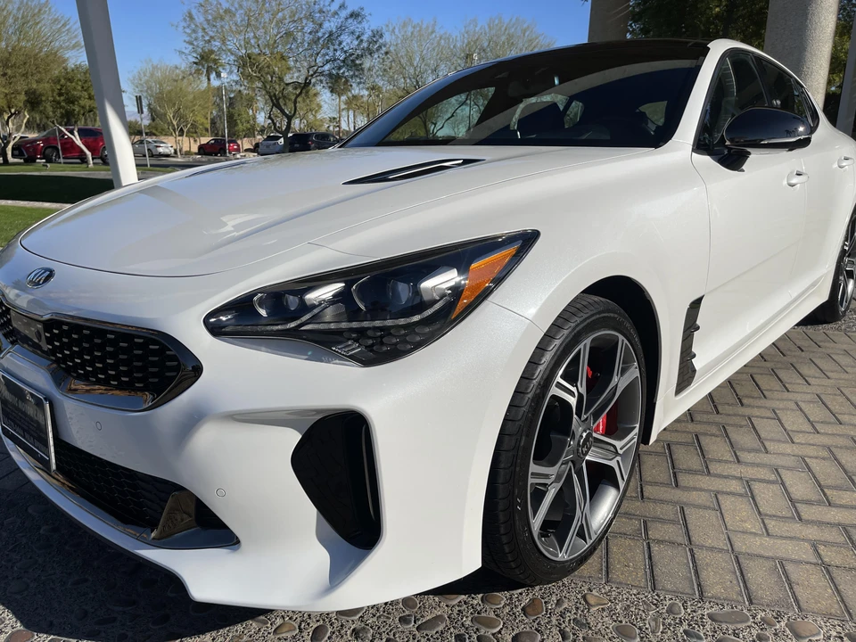 2019 Kia Stinger GT - Image 24 of 31