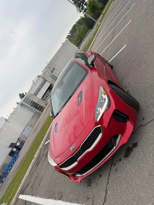 2019 Kia Stinger GT - Image 2 of 18