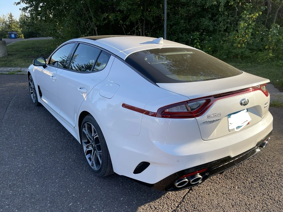 2019 Kia Stinger GT - Image 4 of 18