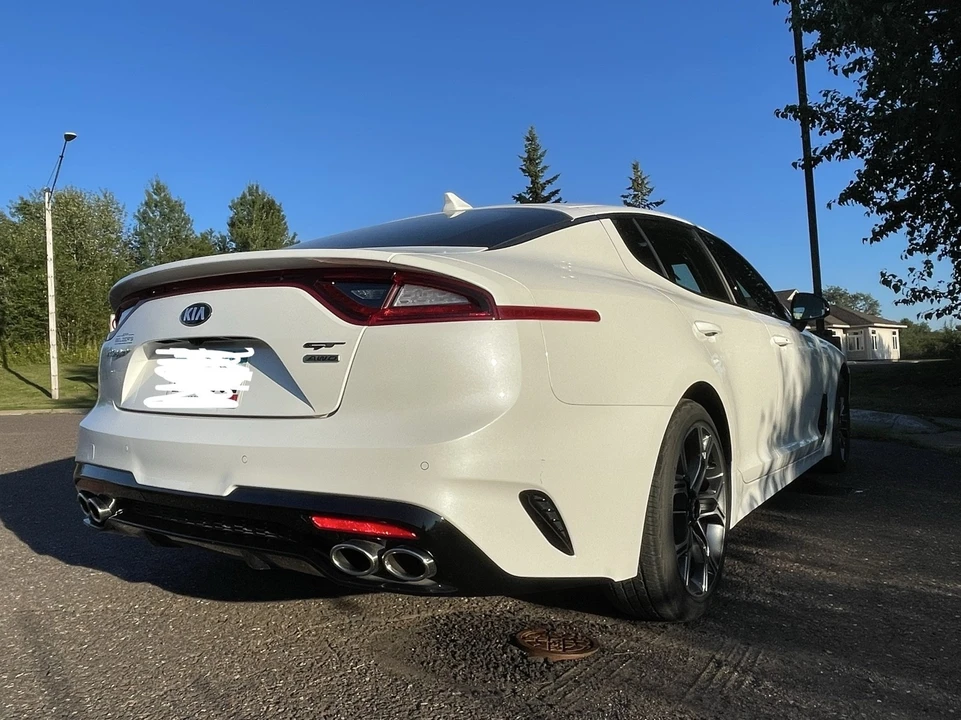 2019 Kia Stinger GT - Image 6 of 18
