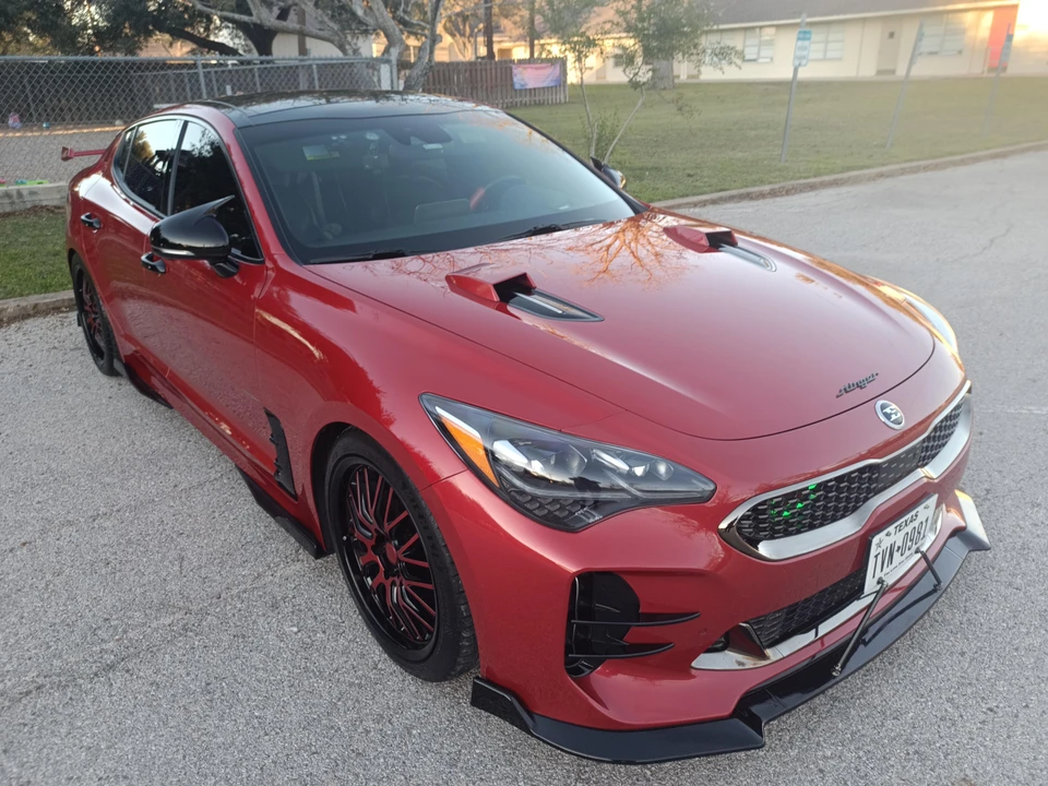 2019 Kia Stinger GT - Image 18 of 31