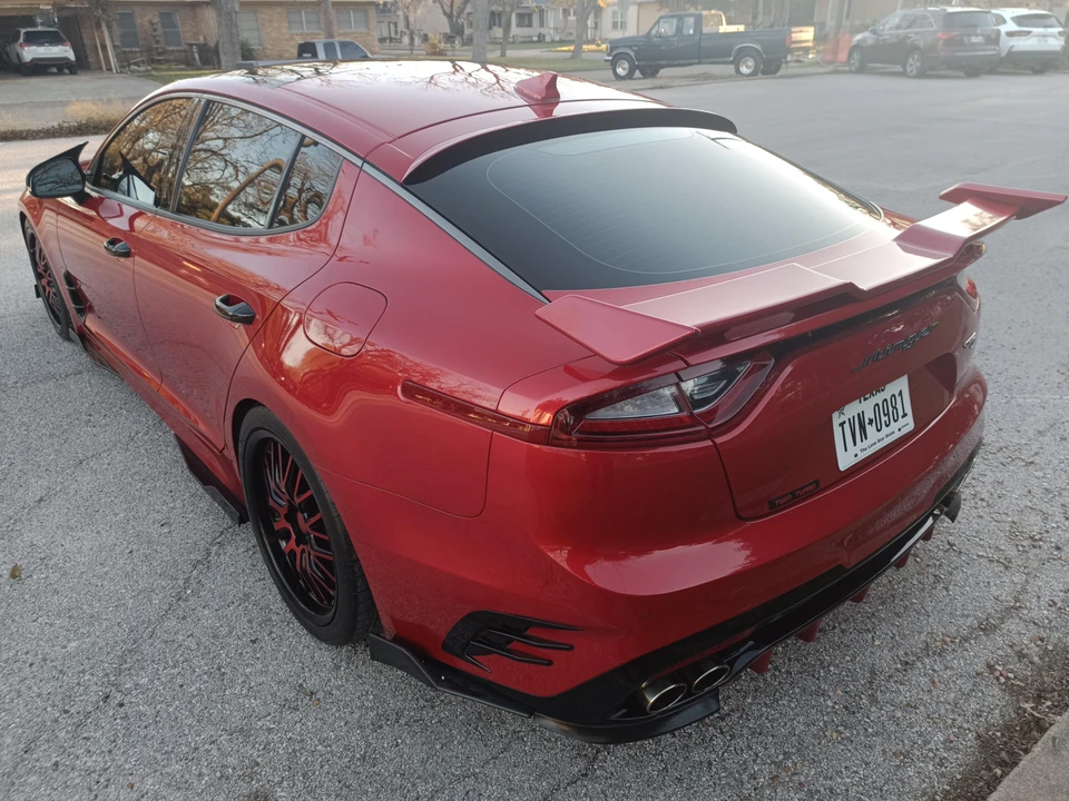 2019 Kia Stinger GT - Image 11 of 31